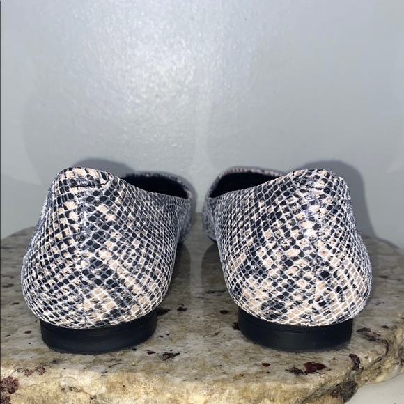 Vionic Caballo Natural Leather Snake Skin Slip
On Pointed Toe Ballet Flats Sz 8 - Picture 8 of 16